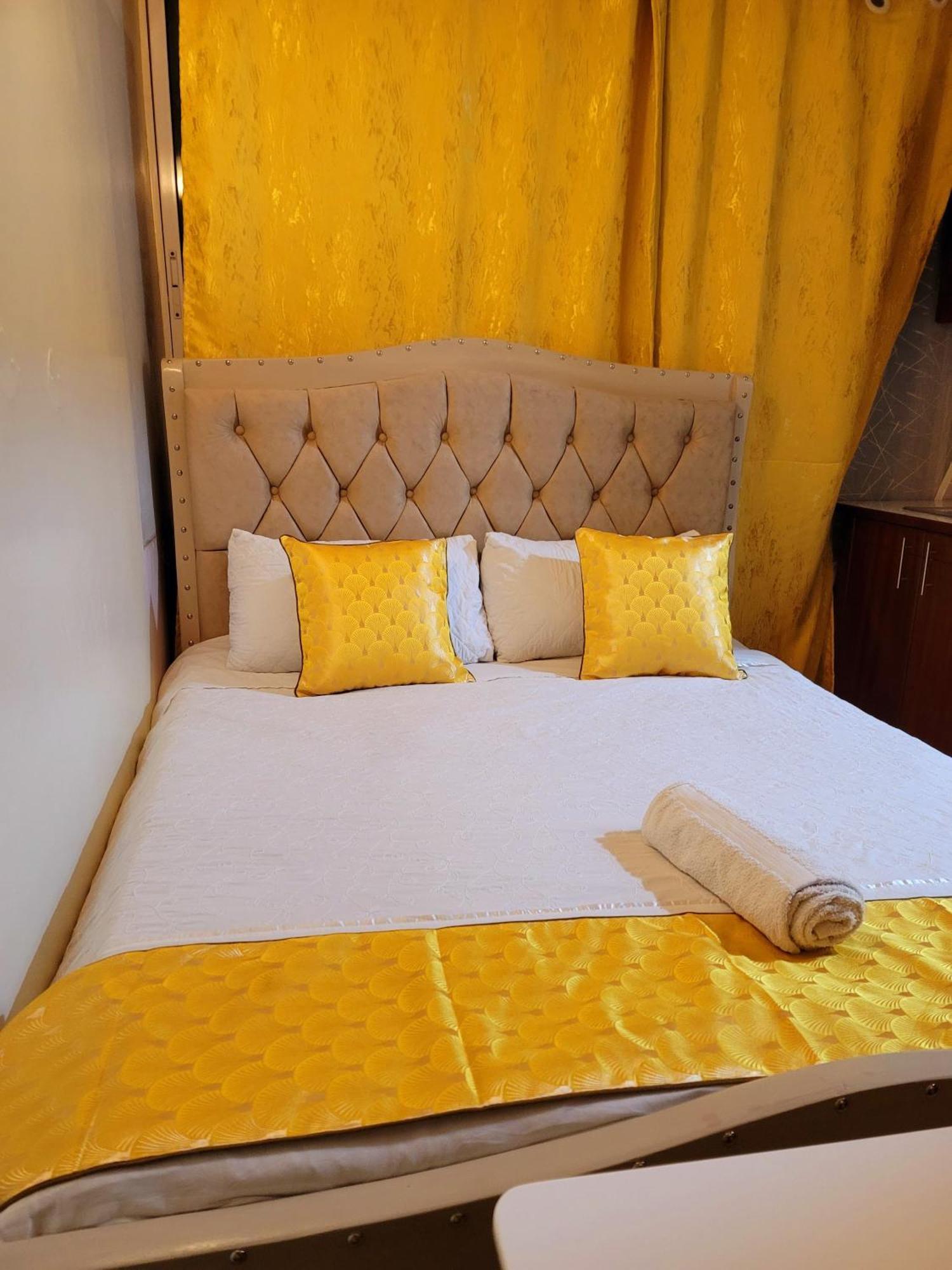 Sunrise Blue Moon B&B Ναϊρόμπι Εξωτερικό φωτογραφία