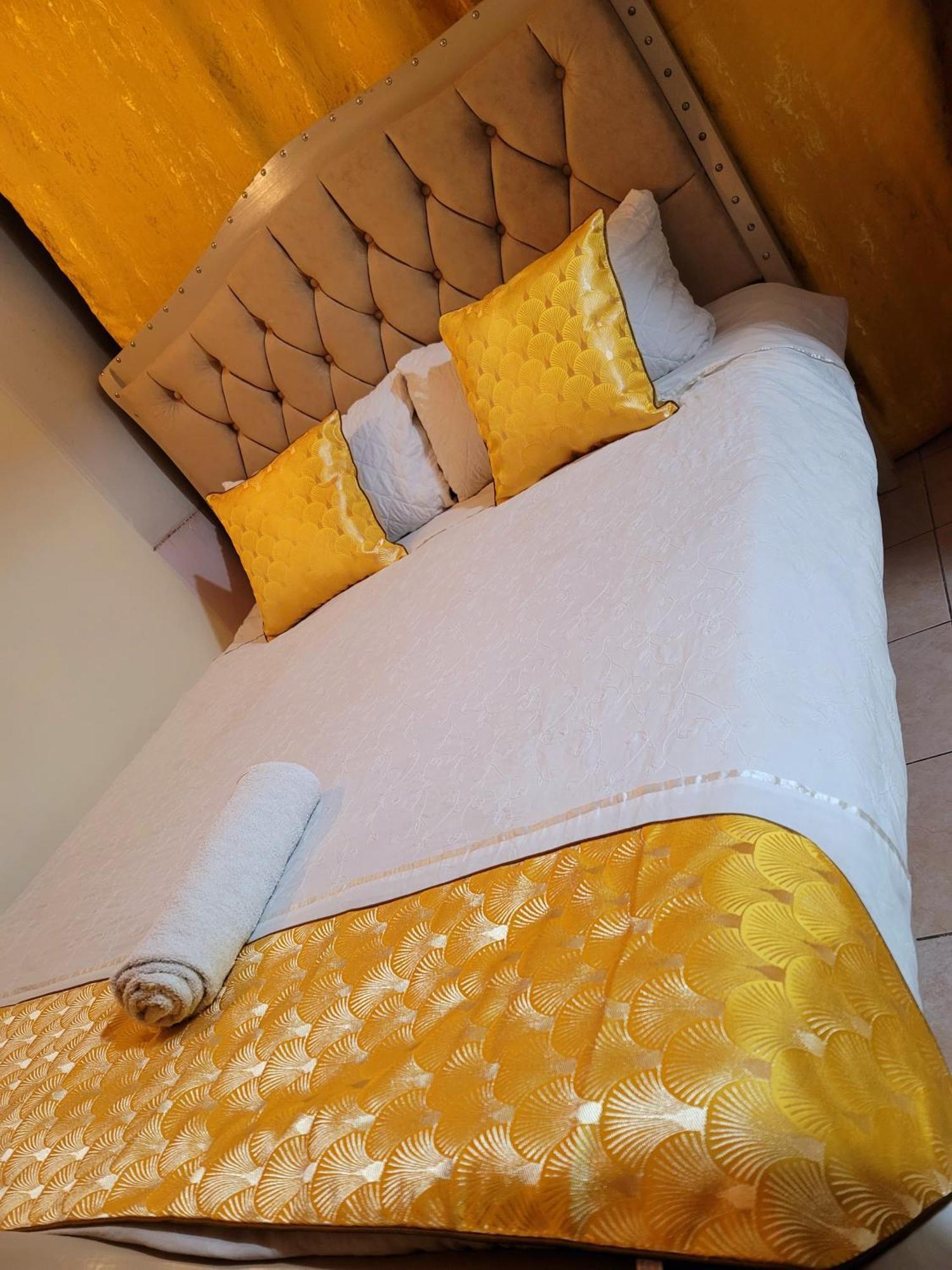 Sunrise Blue Moon B&B Ναϊρόμπι Εξωτερικό φωτογραφία